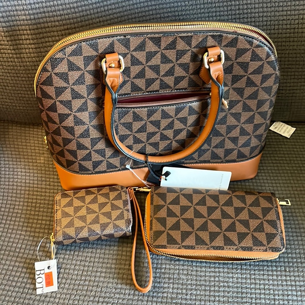 Black and brown tote, large wallet and card holder case